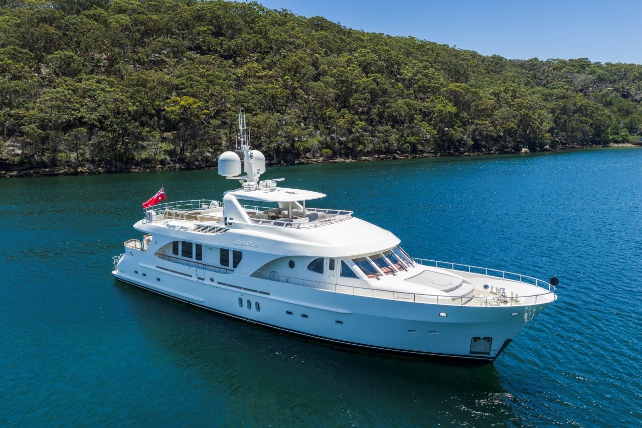 Superyacht Charter Little Perle YOTSPACE Charters