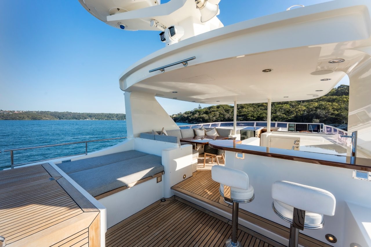 Superyacht Charter Little Perle YOTSPACE Charters
