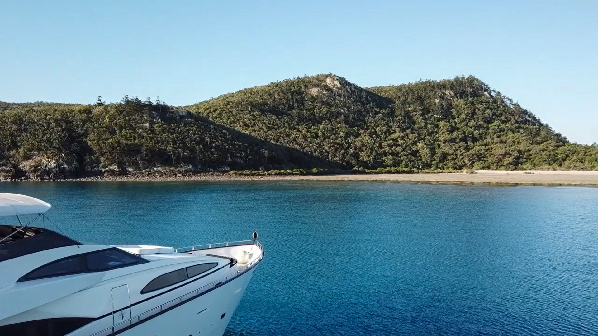 YOTSPACE-Superyacht-Voyages-Lady-Pamela-Whitsundays4