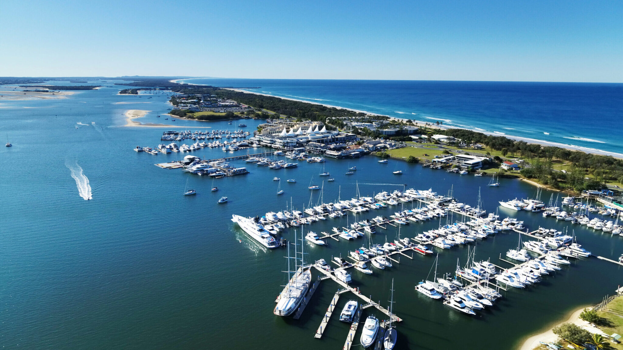 Gold Coast Luxury Superyacht Vs Hotel