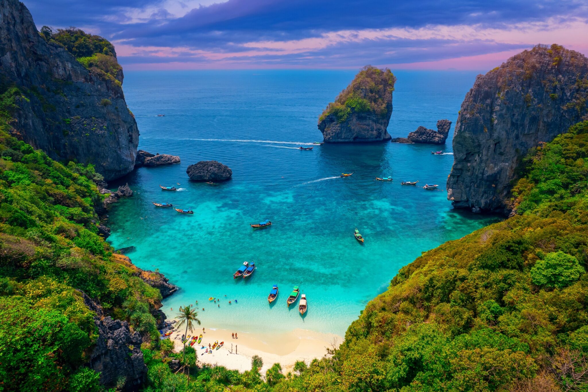 Concept,Travel,Thailand,,Aerial,View,Paradise,Turquoise,Lagoon,With,White