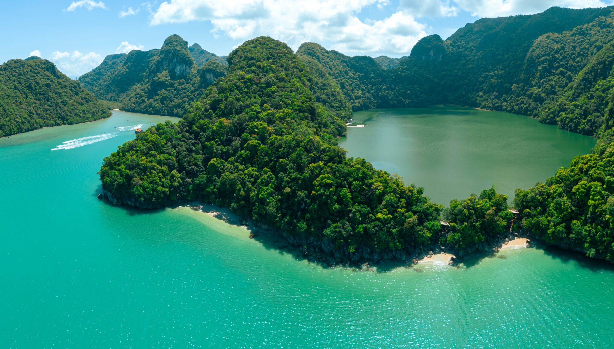 Panoramic,Aerial,Drone,View,Of,Majestic,Green,Lake,Bordering,With