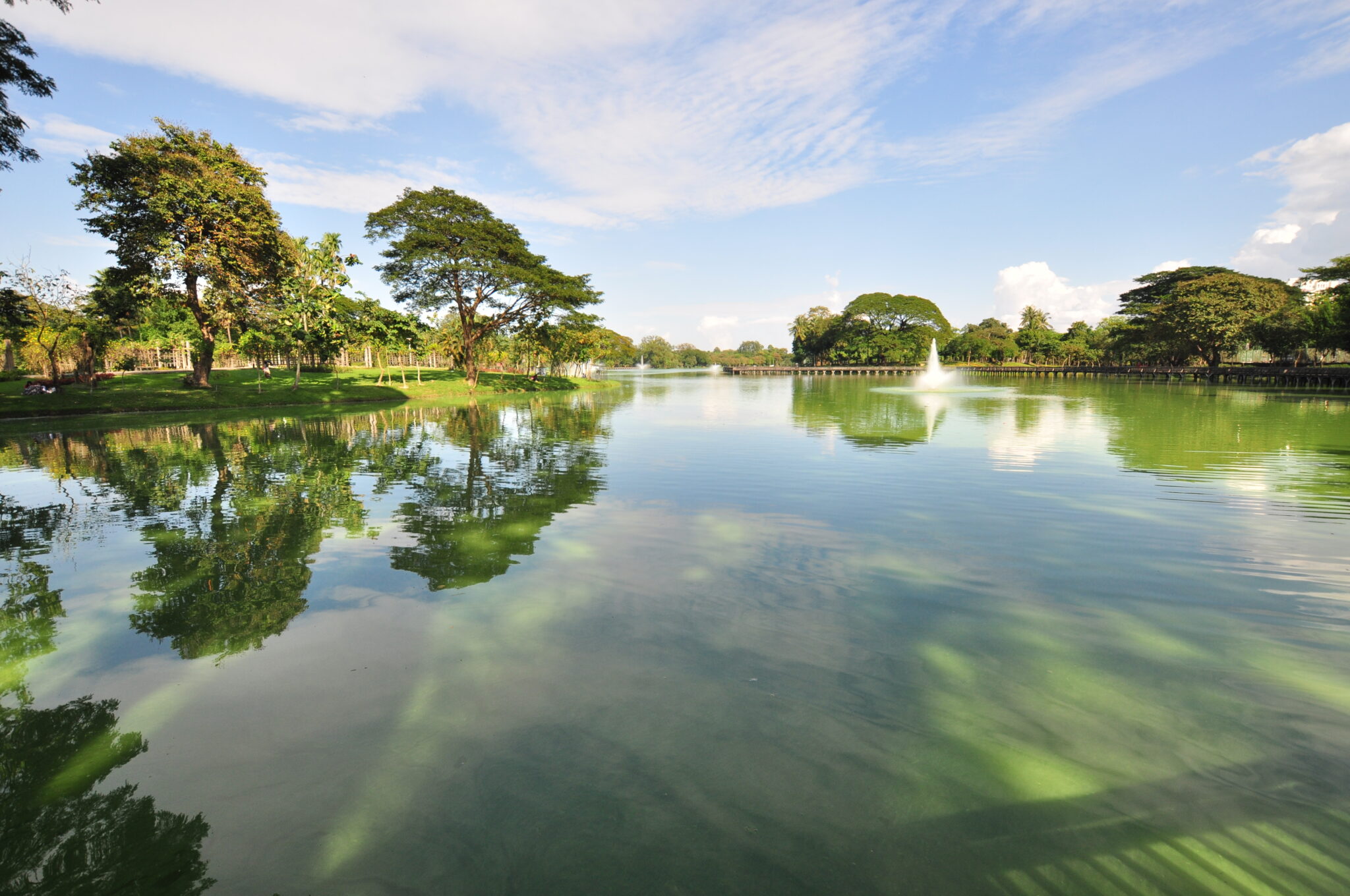 Kandawgyi,Lake,And,Kandawgyi,Nature,Park,,Yangon,,Myanmar,(burma)