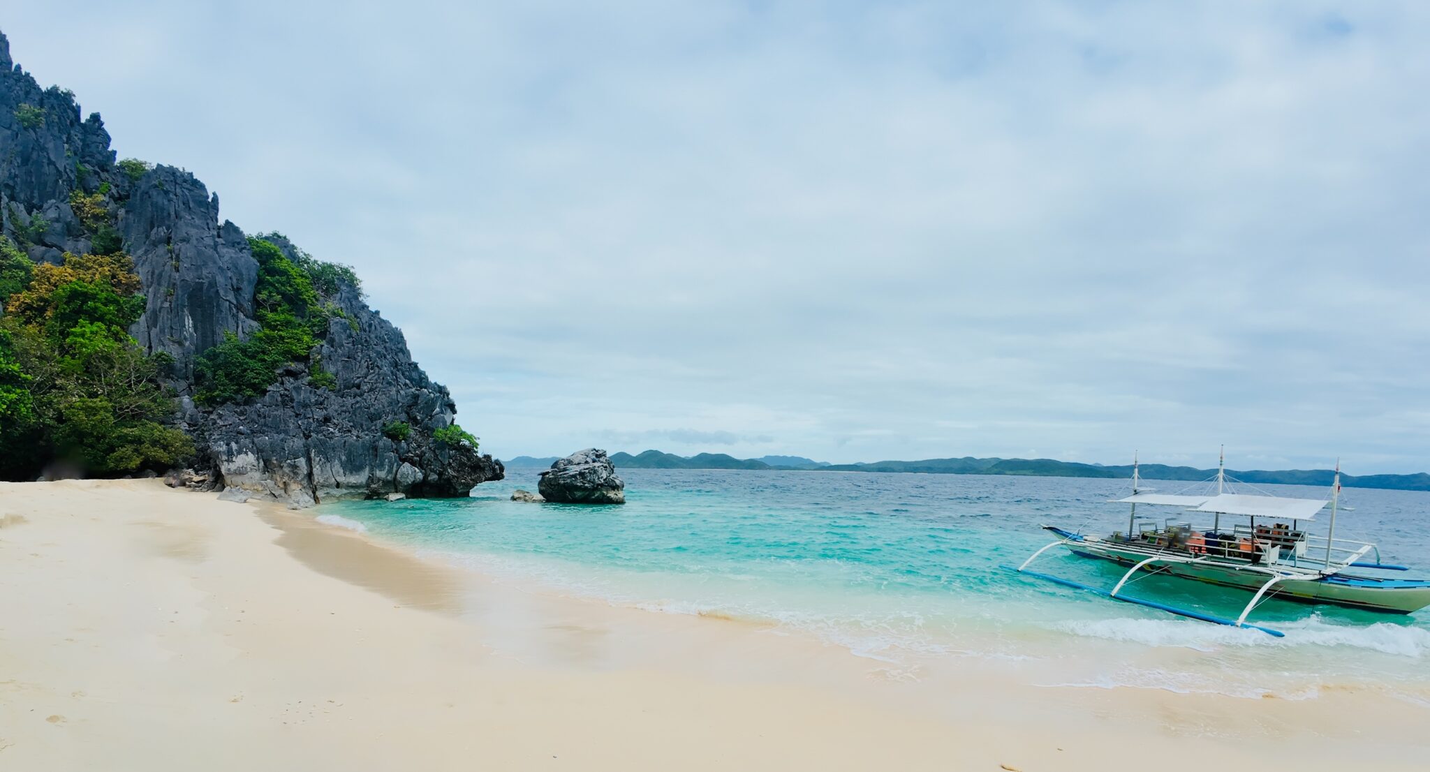A,Landscape,Image,Of,The,Fascinating,Black,Island,Of,Busuanga
