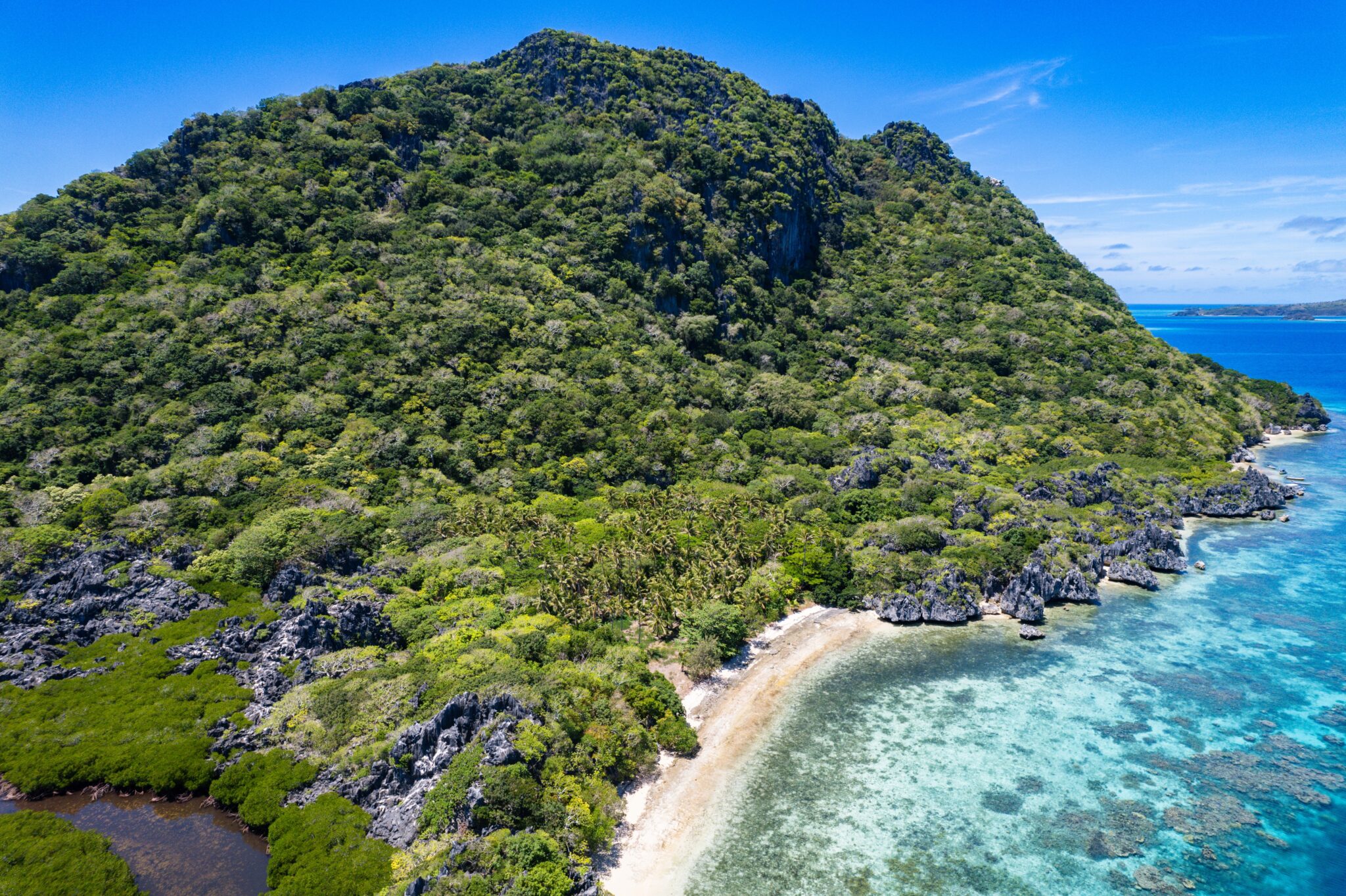 Aerial,View,Of,The,Sawa-i-lau,Caves,In,The,Yasawa,Islands,