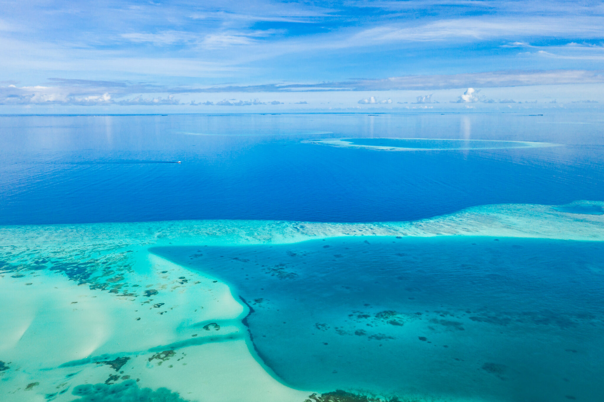 Great,Barrier,Reef,Blue,Sea,View.,Beautiful,Aqua,And,Turquoise