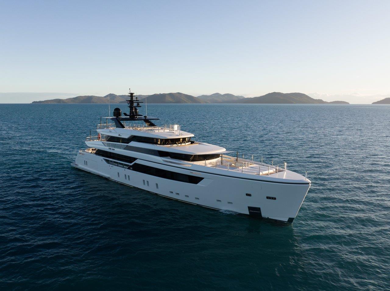 Luxury Superyacht Charter Whitsundays, Great Barrier Reef.