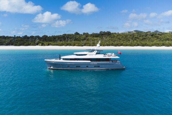 Luxury Yacht Charter Belle at Whitehaven Beach Whitsundays
