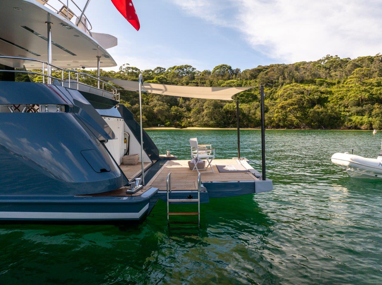 Sundeck - Belle Superyacht YOTSPACE