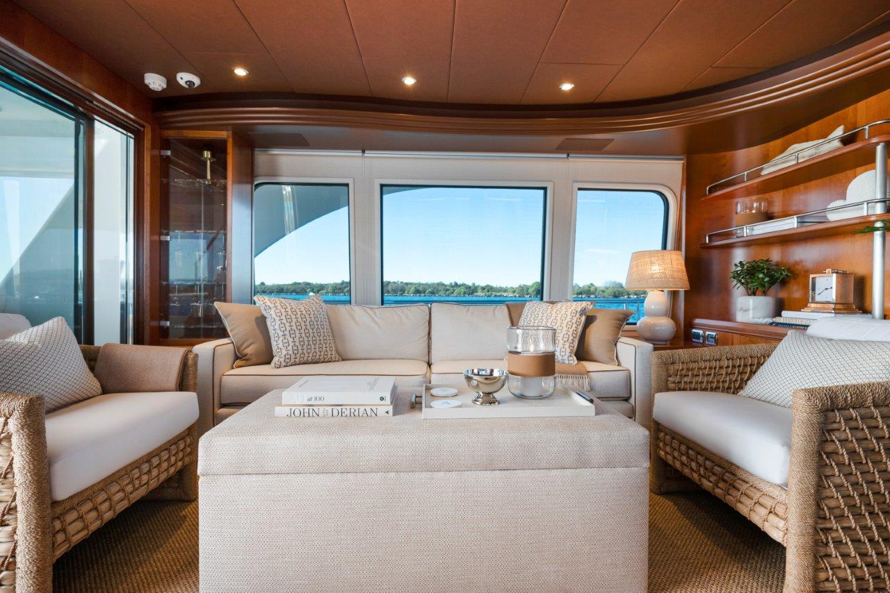 Spacious Interior - Charter Yacht Aurora