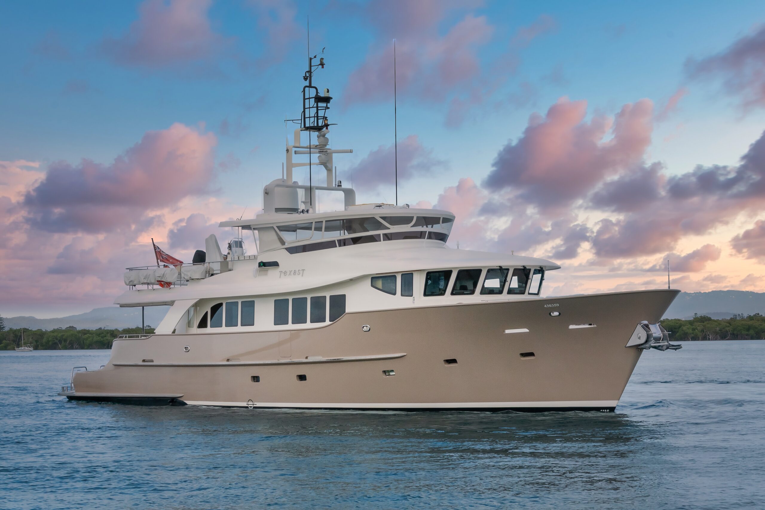 Whitsundays Luxury Charter Yacht TT 