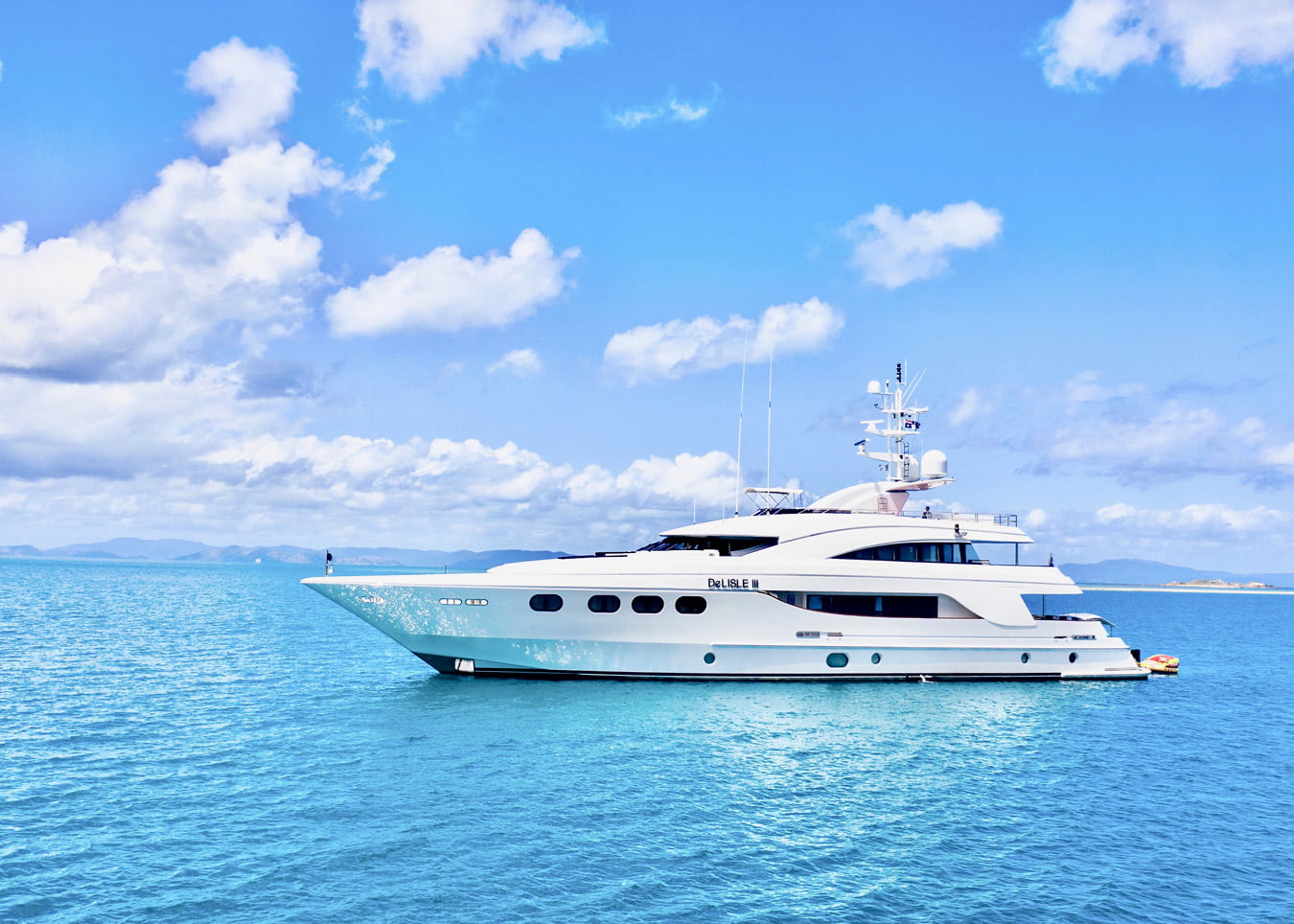Whitsundays Yacht Charter - De Lisle III