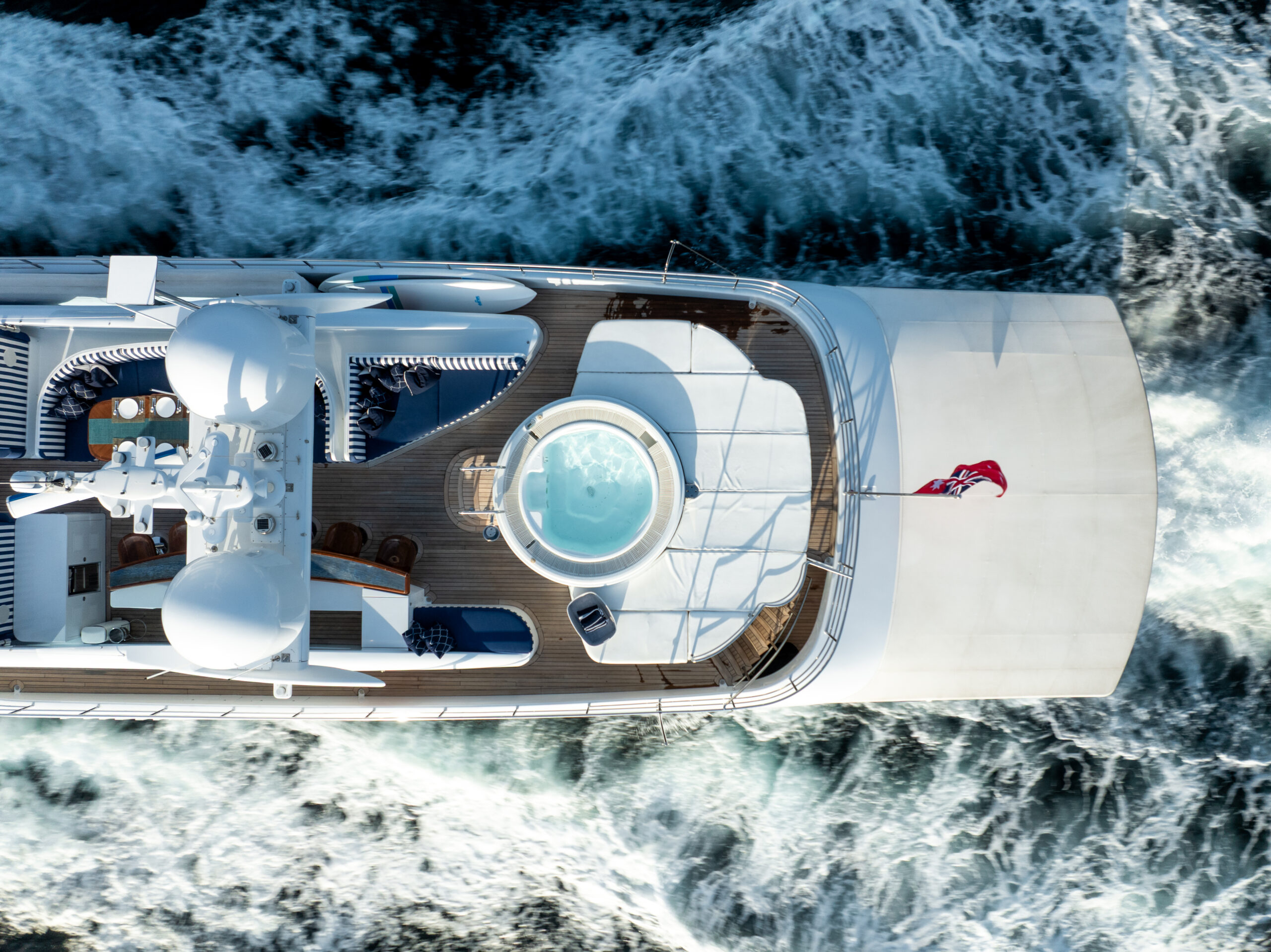 Superyacht Charters Whitsunday and Port Douglas | LUMIR