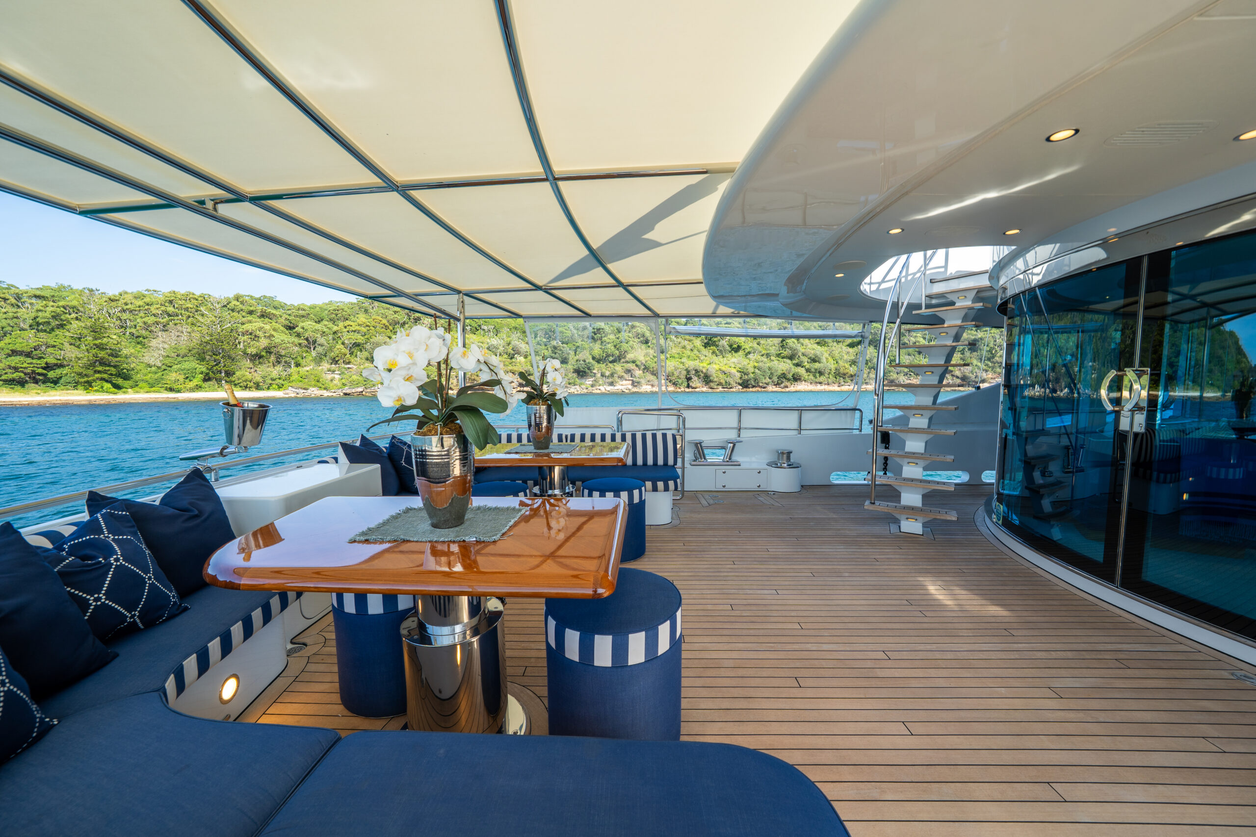 Superyacht Charters Whitsunday and Port Douglas | LUMIR