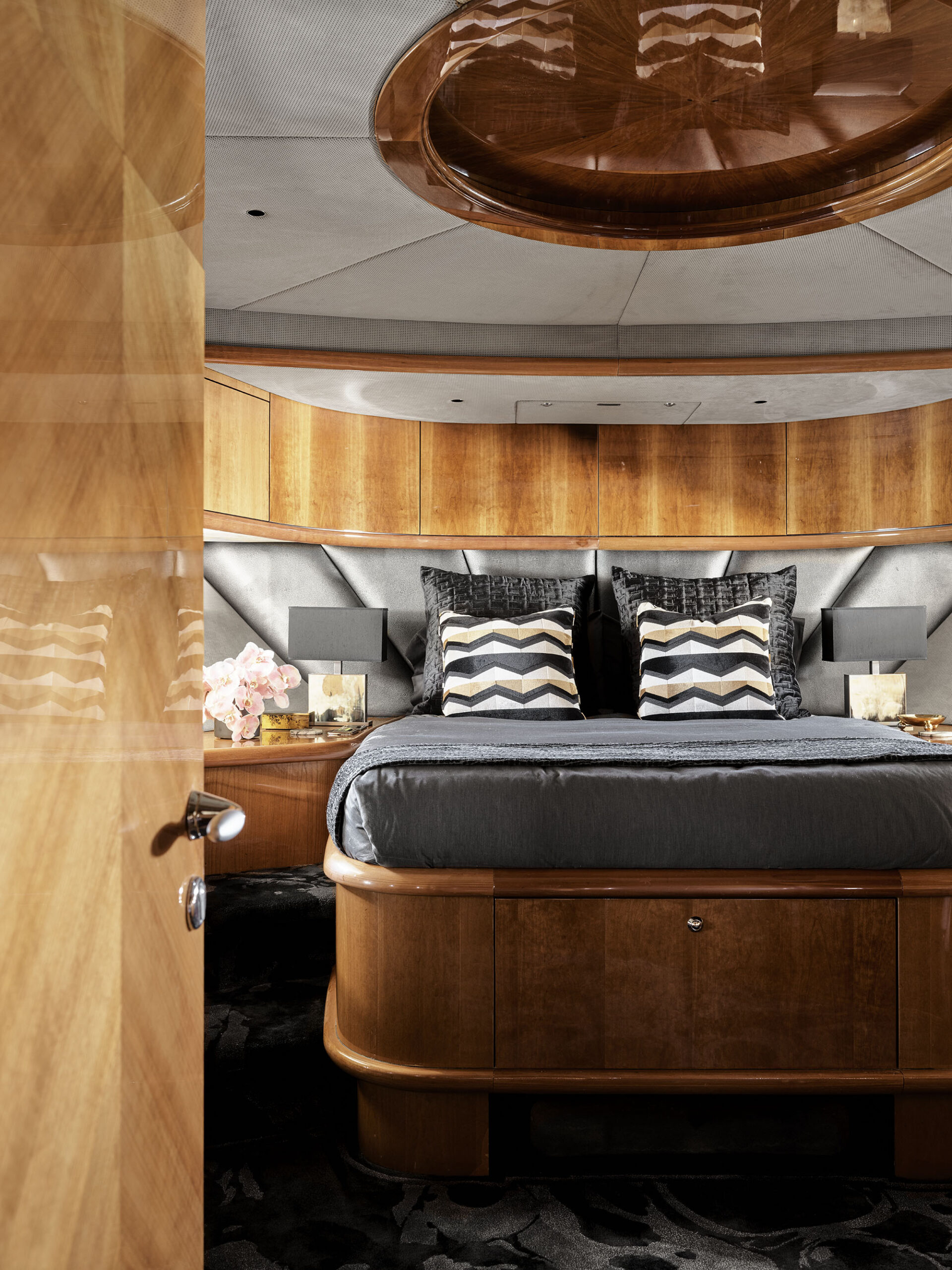 Hamilton Island Day Charter Yacht Murcielago