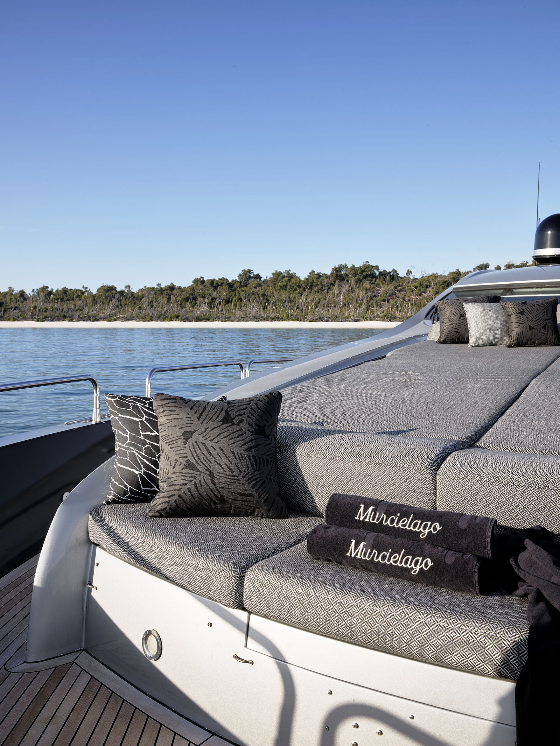 Hamilton Island Day Charter Yacht Murcielago
