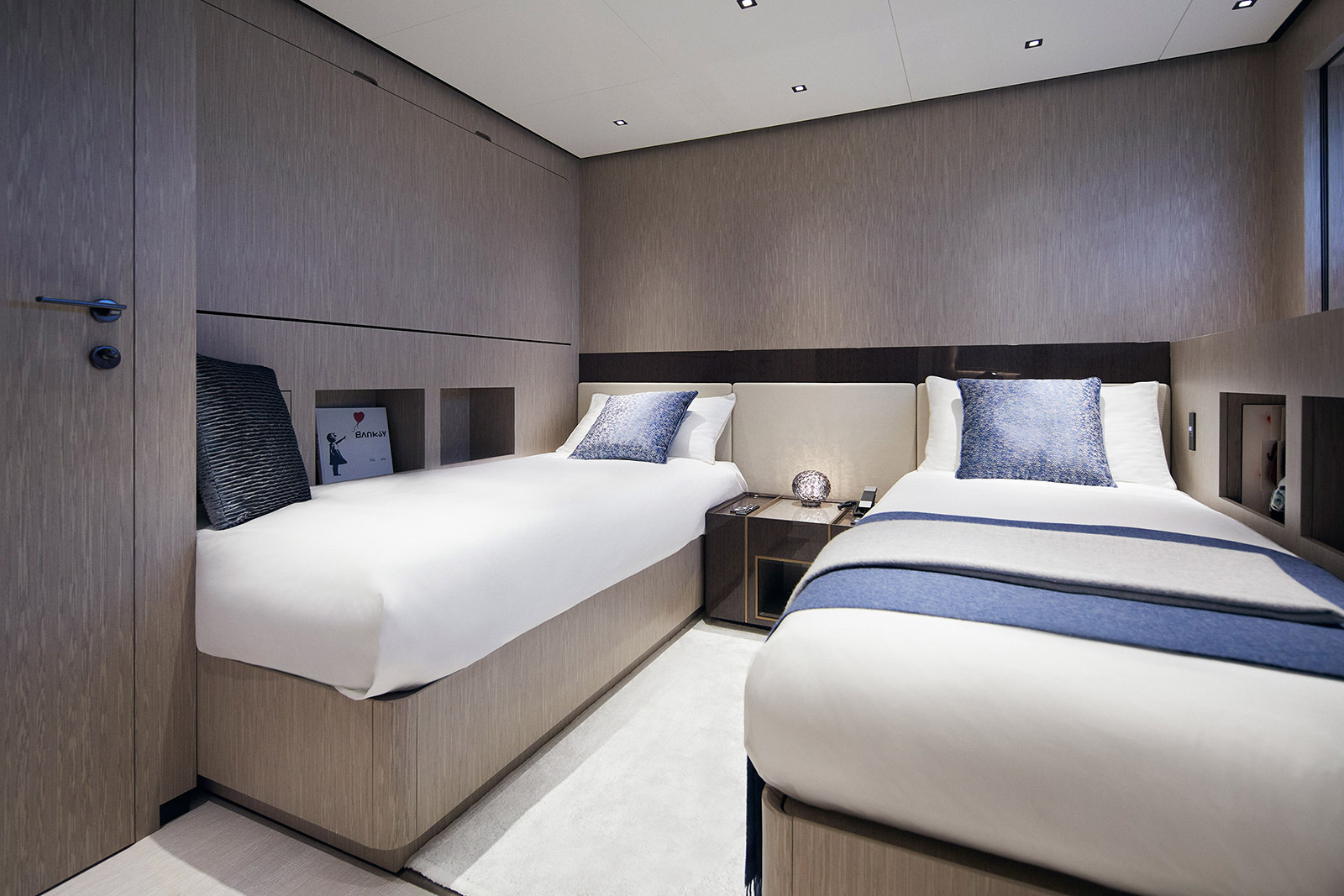 Double/Twin Cabin Luxury Charter Yacht Pazienza