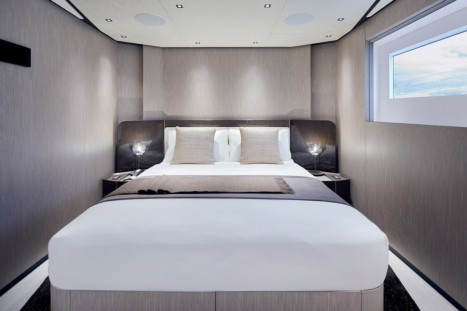 Double Cabin Luxury Charter Yacht Pazienza Australia and South Pacific