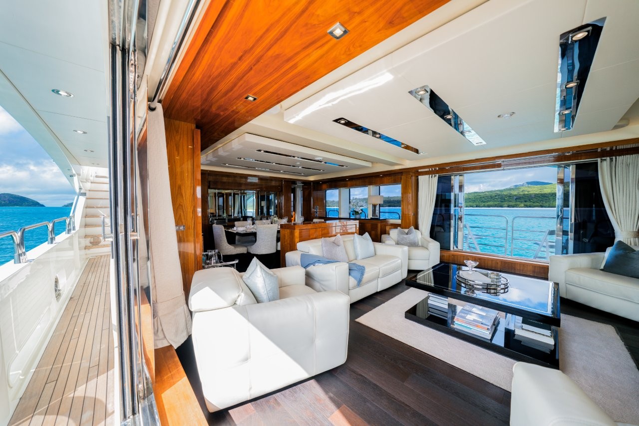 Spacious Salon with balconies on each side - Luxury Charter Yacht Rascal  