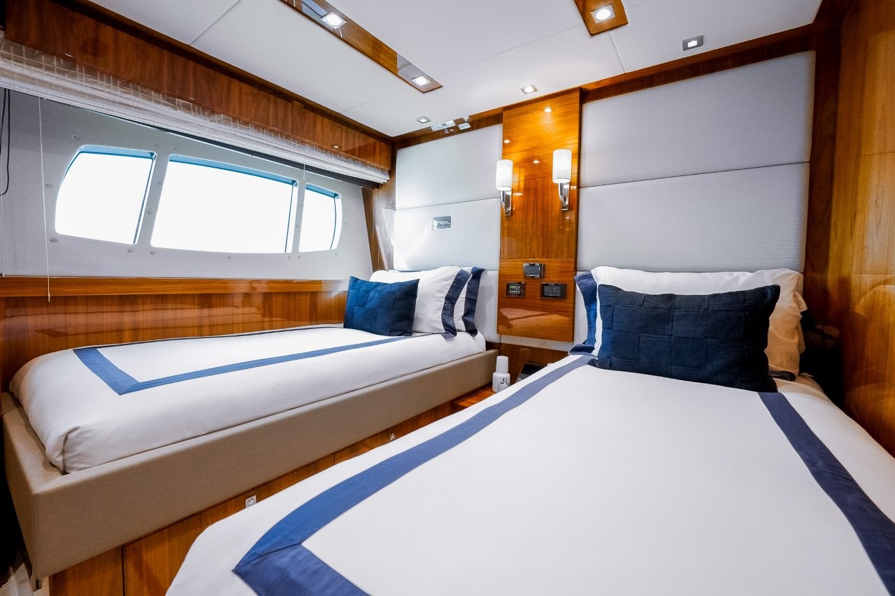 Twin or Double Cabins - Superyacht Charter RASCAL 