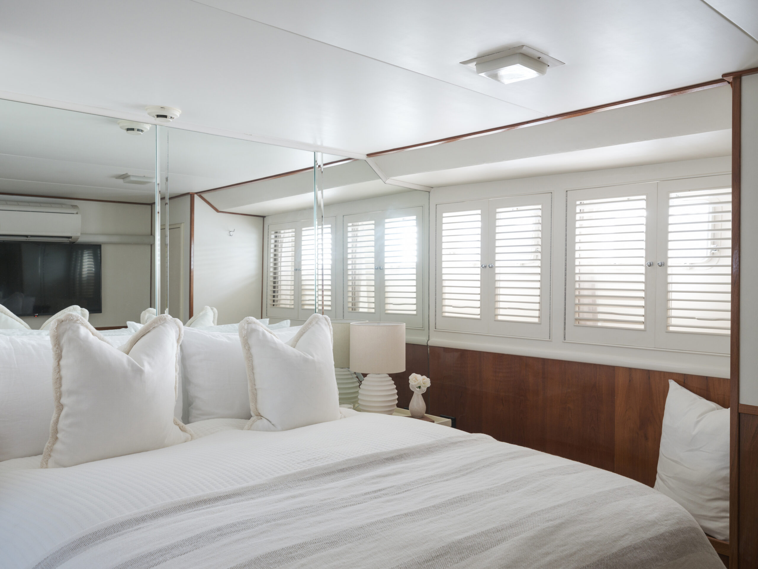 Luxury Accommodation on Luxury Yacht Charter Rhemtide Australia 