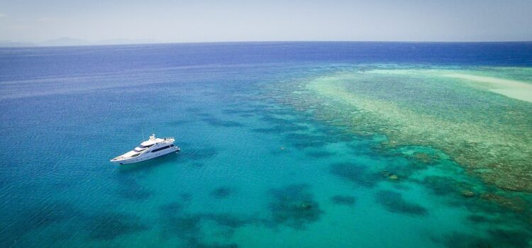 Why the Whitsundays Are the Best Luxury Yacht Charter Destination in Australia
