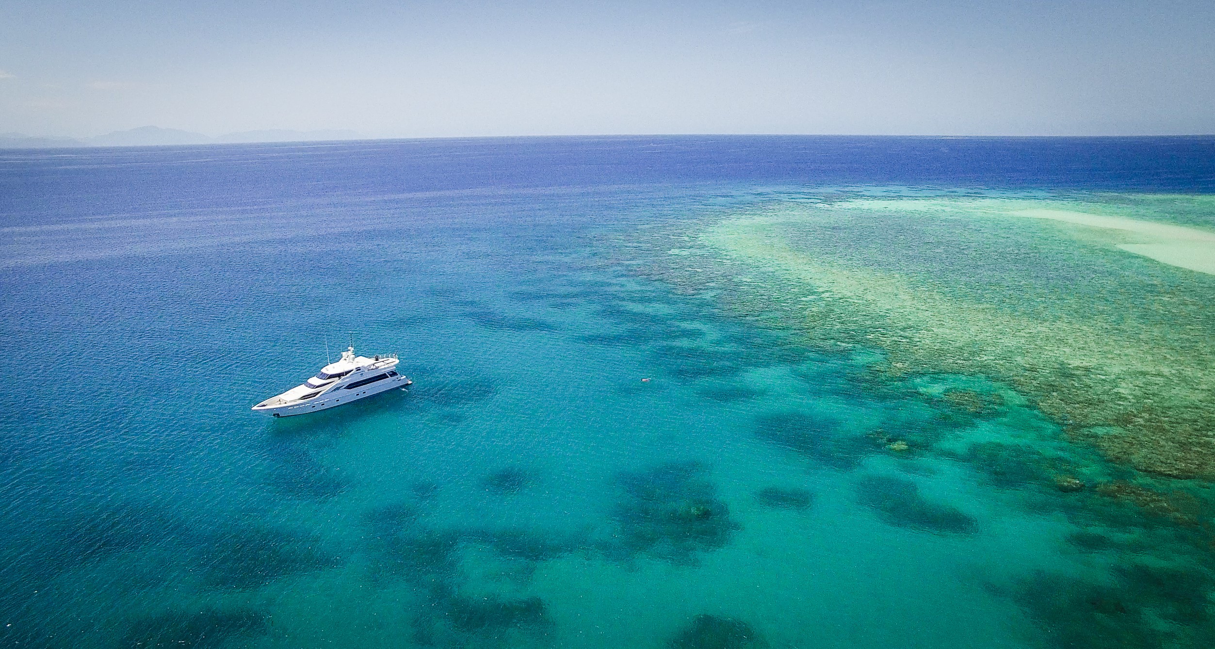 Great Barrier Reef Luxury Yacht Charters | Flying Fish Port Douglas