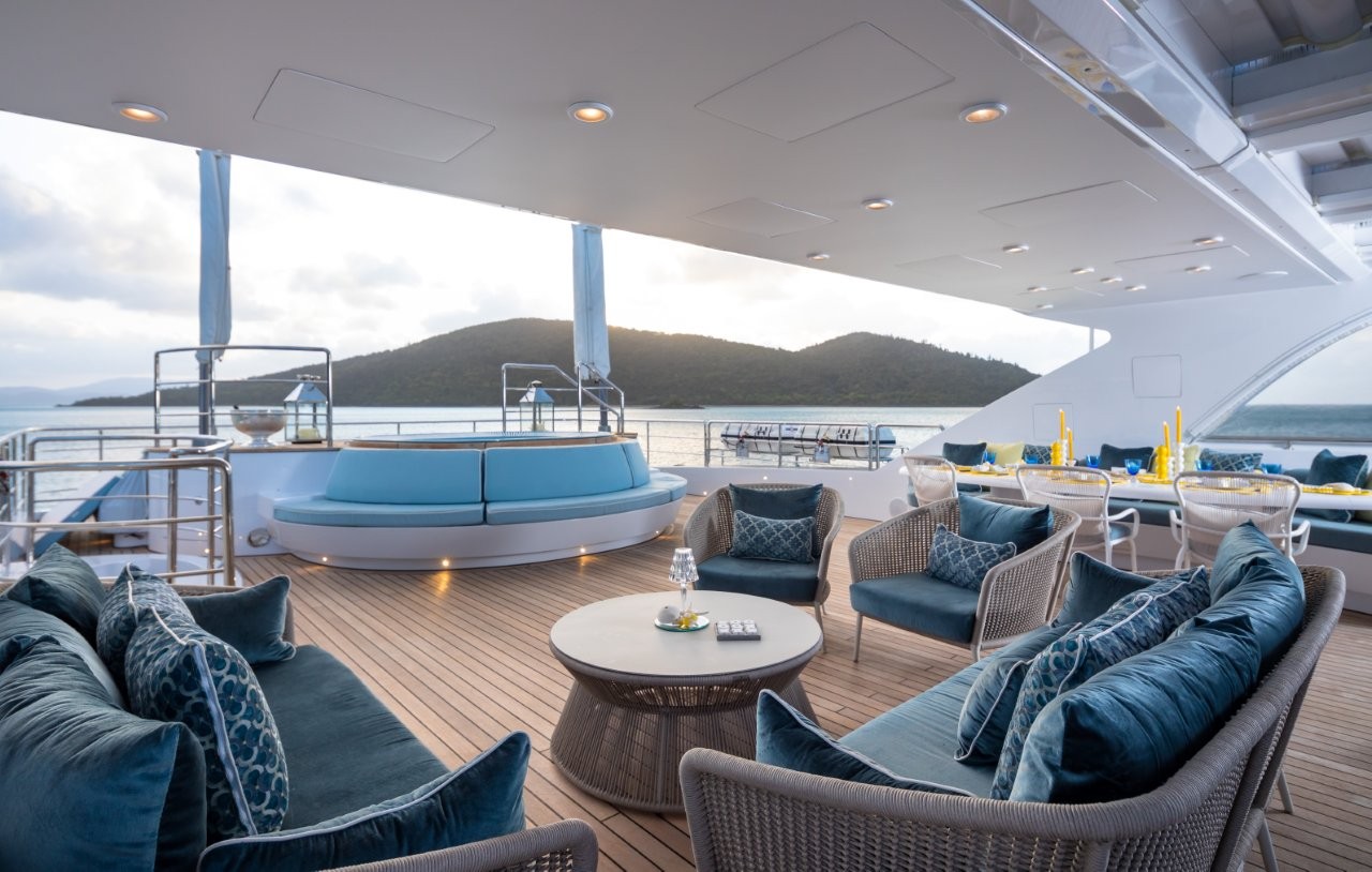 Sundeck and Jacuzzi Superyacht Mischief