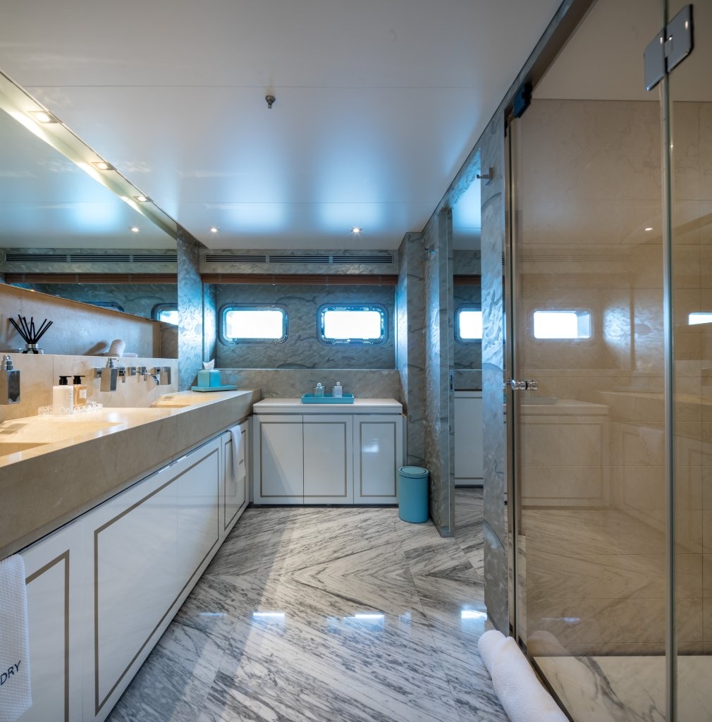 VIP Cabin Blue Ensuite