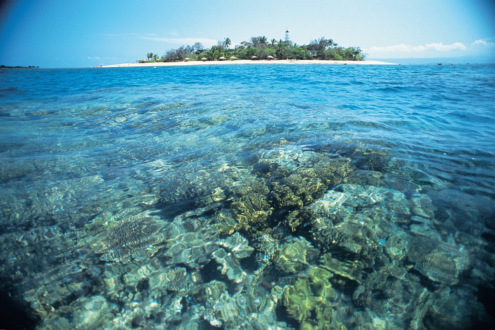 YOTSPACE superyacht voyages - Great Barrier Reef - Low Isles