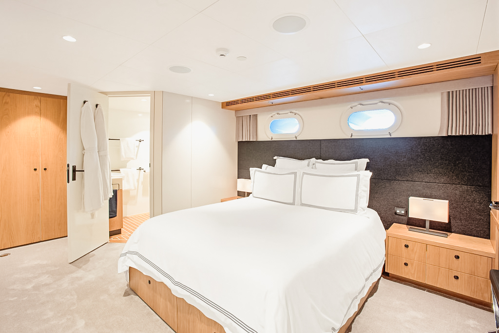 Superyacht Charter Evolution VIP Cabin