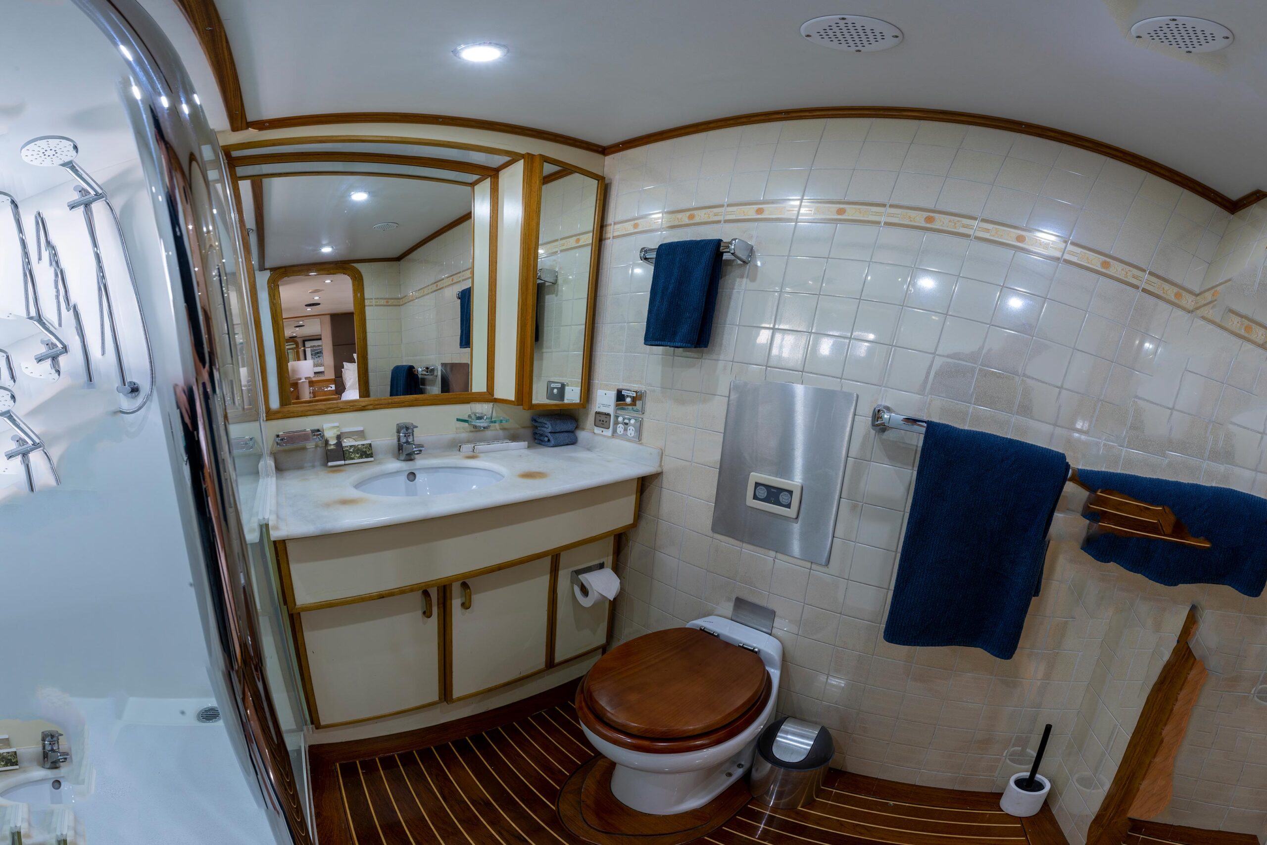 Superyacht Charters Cairns AP