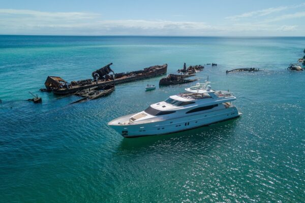 Whitsundays Superyacht Charter - YOTSPACE superyacht voyages - Triple888EIGHT superyacht