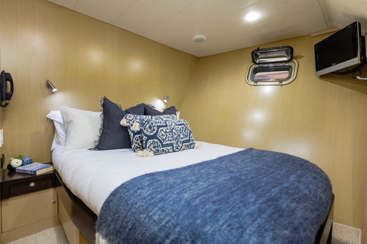 Double Stateroom | Whitsundays Charter Yacht TexasT 