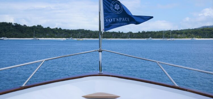 Luxury Yacht Holidays Whitsundays