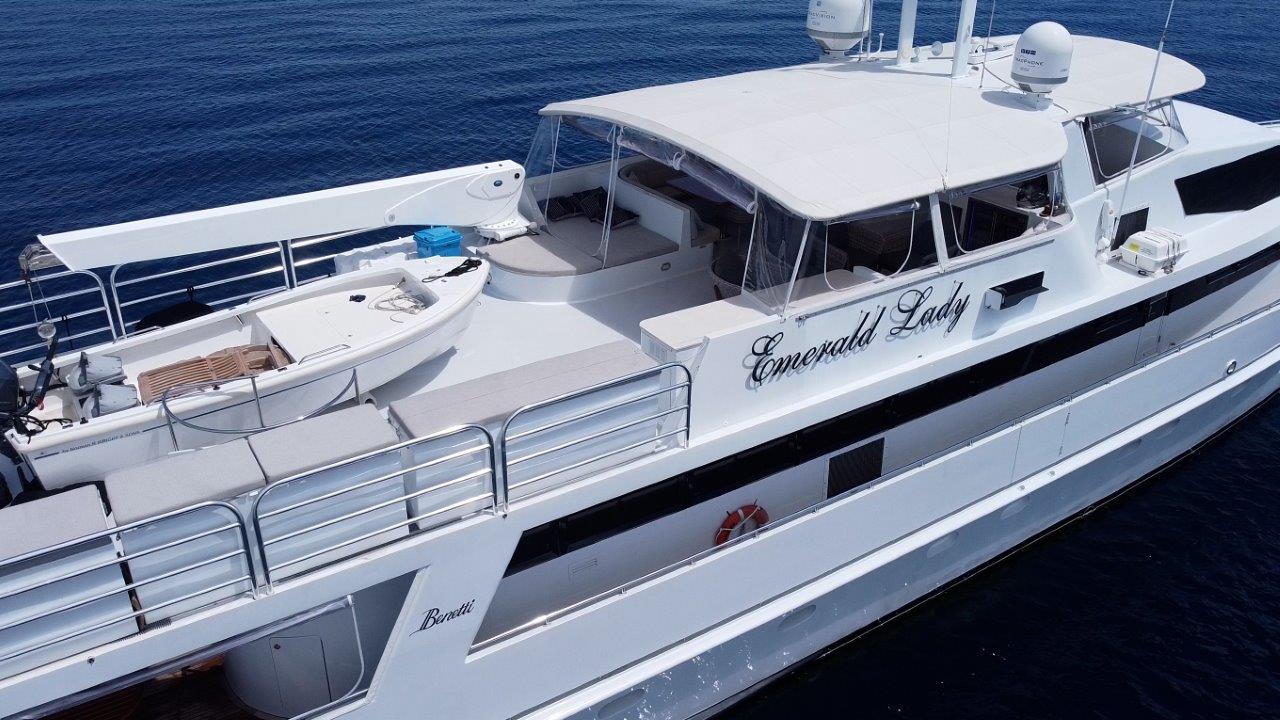 Port Douglas Superyacht Charter -YOTSPACE superyacht voyages Lizard Island_Emerald Lady