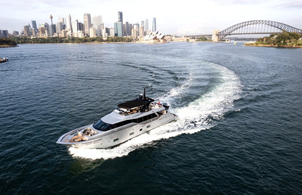 Luxury Charter Yacht - SHADOW Sydney Australia