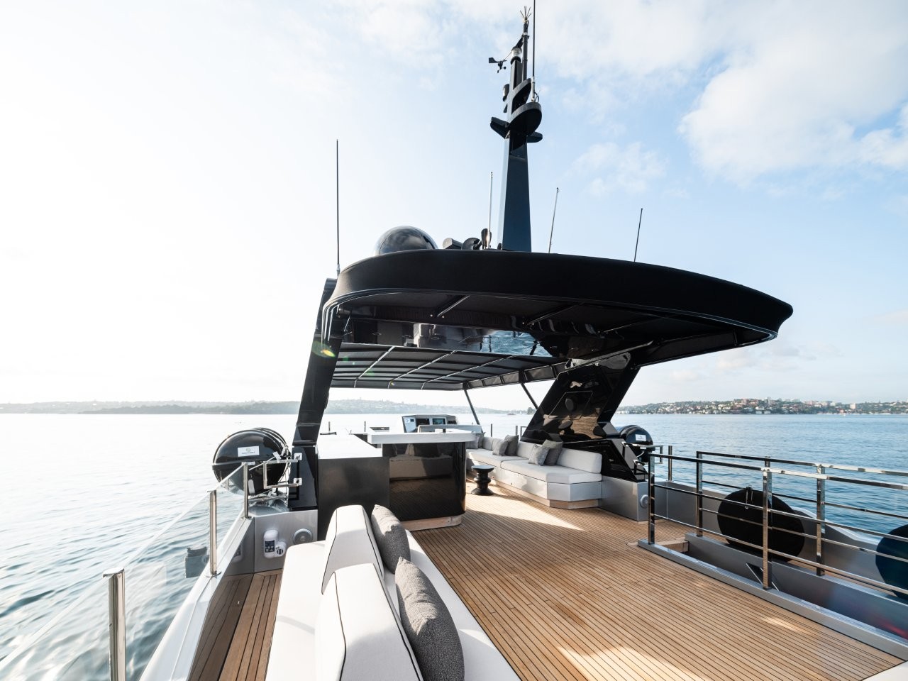 Luxury Charter Yacht - SHADOW Sydney Australia