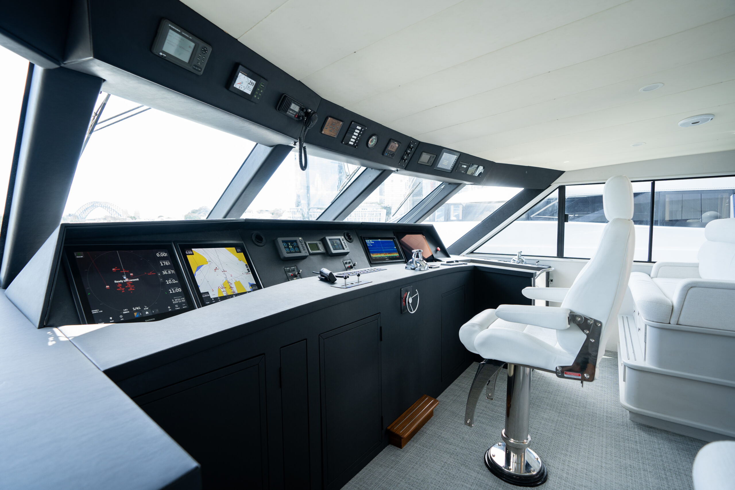 Queensland Yacht Charters | YOTSPACE | SHORE THING