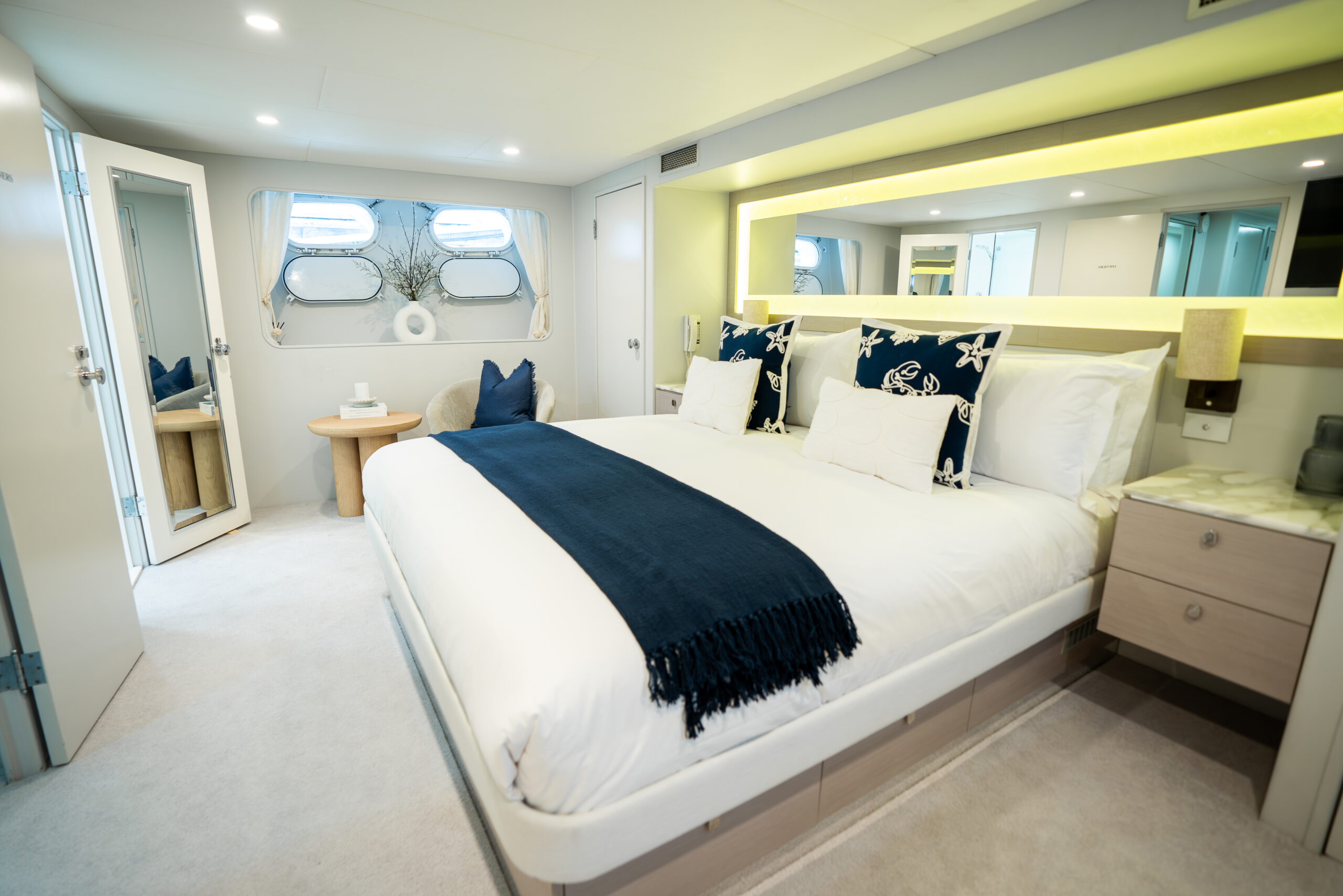 Queensland Yacht Charters | YOTSPACE | SHORE THING